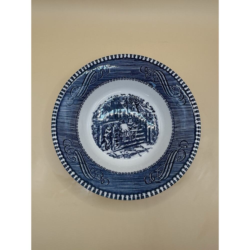 Set Of 2 Royal Currier and Ives Blue Rimmed Fruit Bowl Old Farm Gate USA - Picture 2 of 5